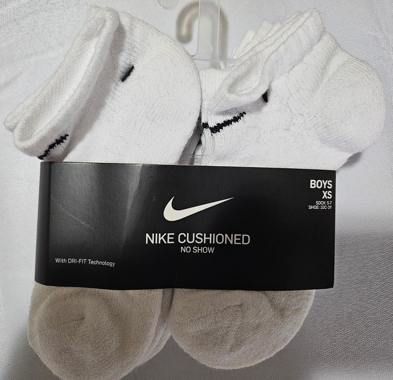 Nike Cushioned No Show Socks Boys XS Sock 5-7 Shoes 10C-3Y 