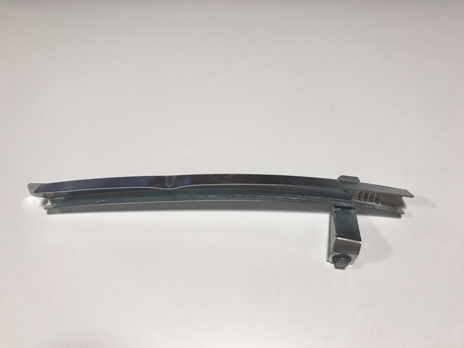 LAMBORGHINI MURCIELAGO LP640 ROADSTER RIGHT DOOR WINDOW GUIDE OEM 417837406