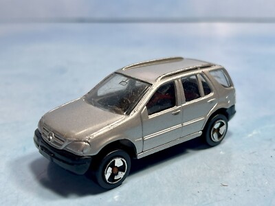 Mercedes-Benz ML 320 maisto 1/18 - Collection