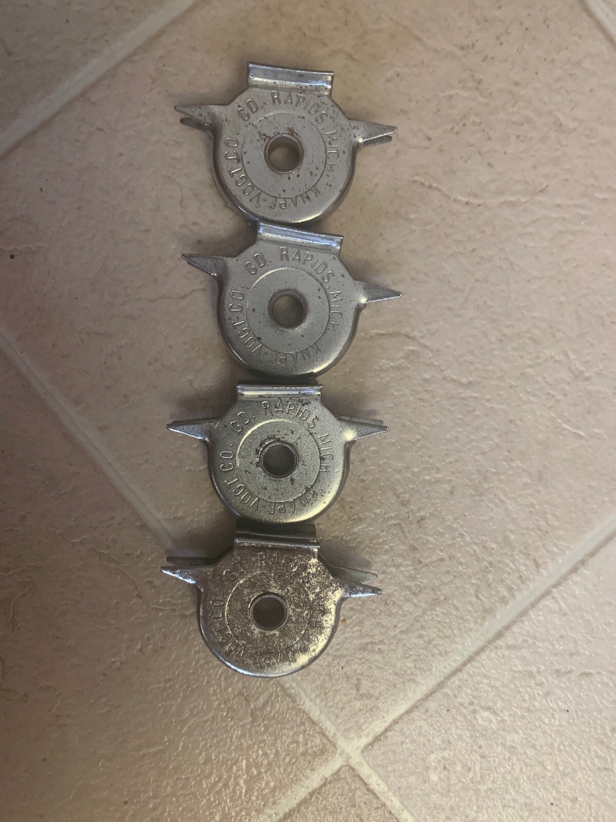 Picture 1 of 4