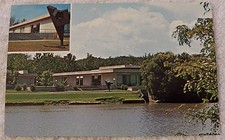 CHROME POSTCARD EXTERIOR MUSEUM OF ART UNIVERSITY OF IOWA IOWA CITY STATUE P195