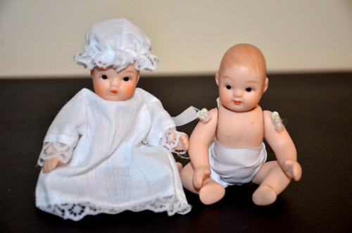 Bambole vintage snodate gemelle bambini porcellana bisque 4" miniatura - Foto 14 di 21