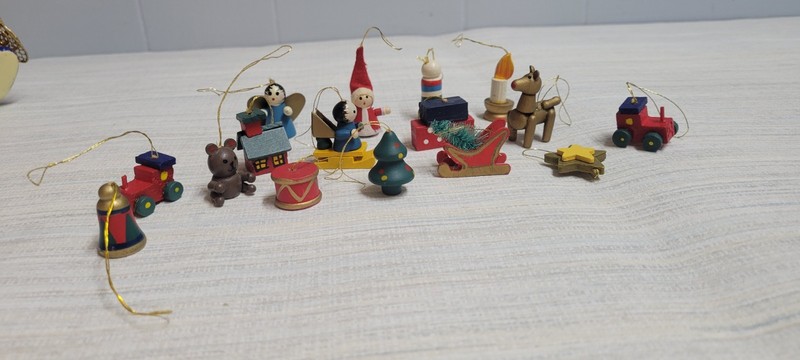 Large Lot Of Vintage Tiny Christmas Ornaments Very Cute