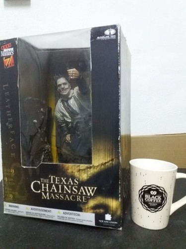 Leatherface 12" McFarlane Toys Movie Maniacs Serie 7 - Imagen 4 de 4