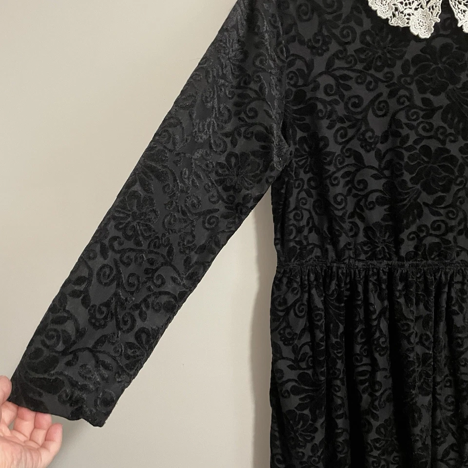 Vintage Womens Worthington Gothic Lace Collar Velvet Midi Dress 12 Black RBG - Image 4 of 4