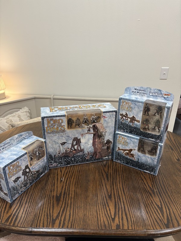 Lotr Lot Pelennor Fields Deluxe Set, Condition, Uruk-hai Battering And Siege