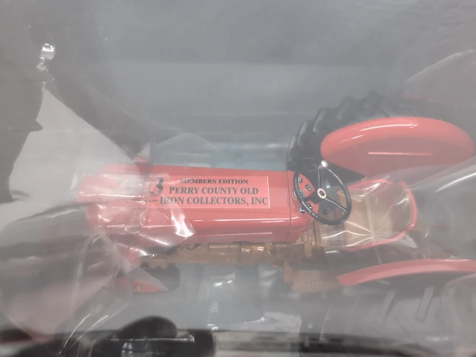 1/16 SpecCast Massey-Harris MH50 Gas Narrow Front Tractor Perry County  - Image 3 of 4