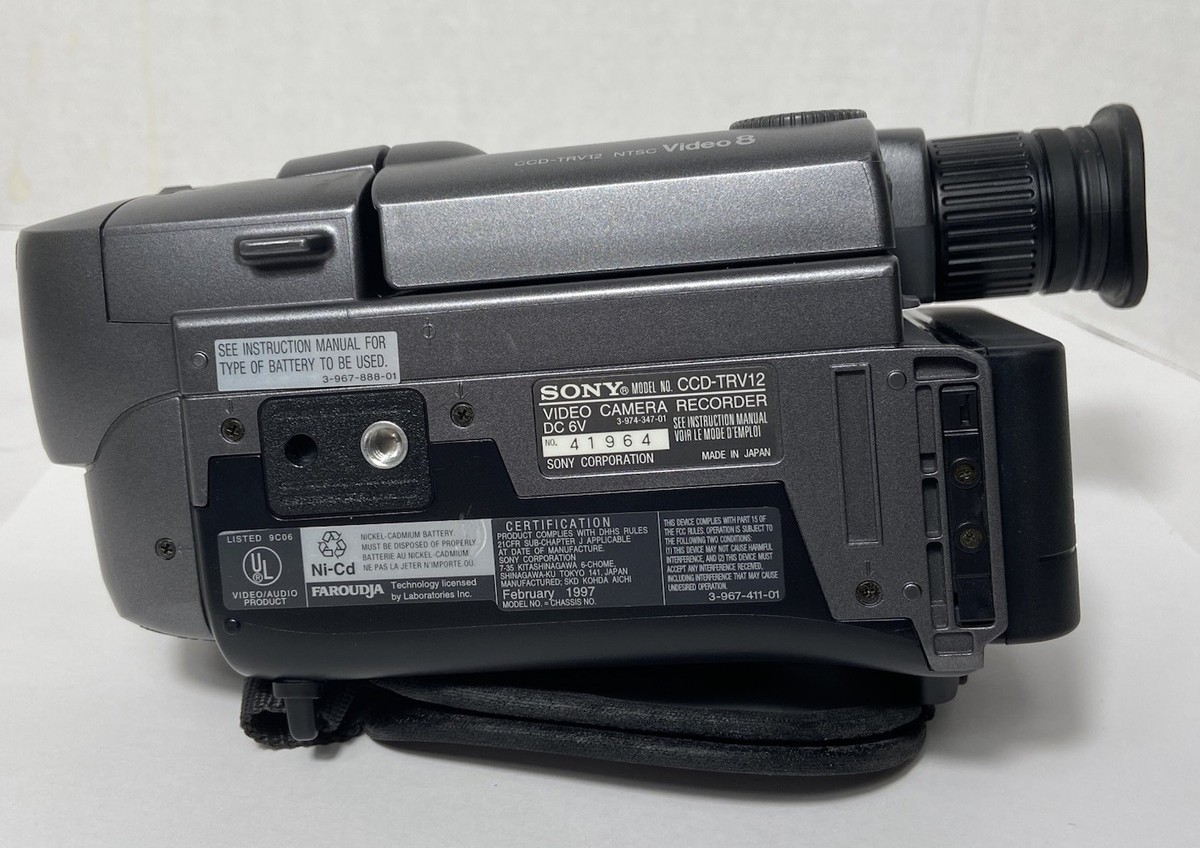 Sony CCD-TRV12 8mm Video8 Handycam Camcorder Tested Good - SEE