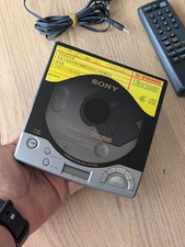 Sony CD Player D-V8000 Discman - VERY RARE - Made In Japan