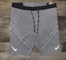 Men's Nike AeroSwift Dri-FIT ADV Running 1/2-Length Tights FN3369-013 Size L