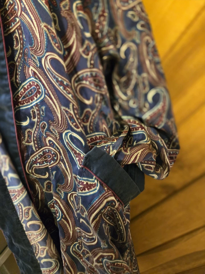Christian Dior Monsieur Vtg Silk Paisley Navy & Burgundy Robe Sz SM No Robe Belt - Image 3 of 4