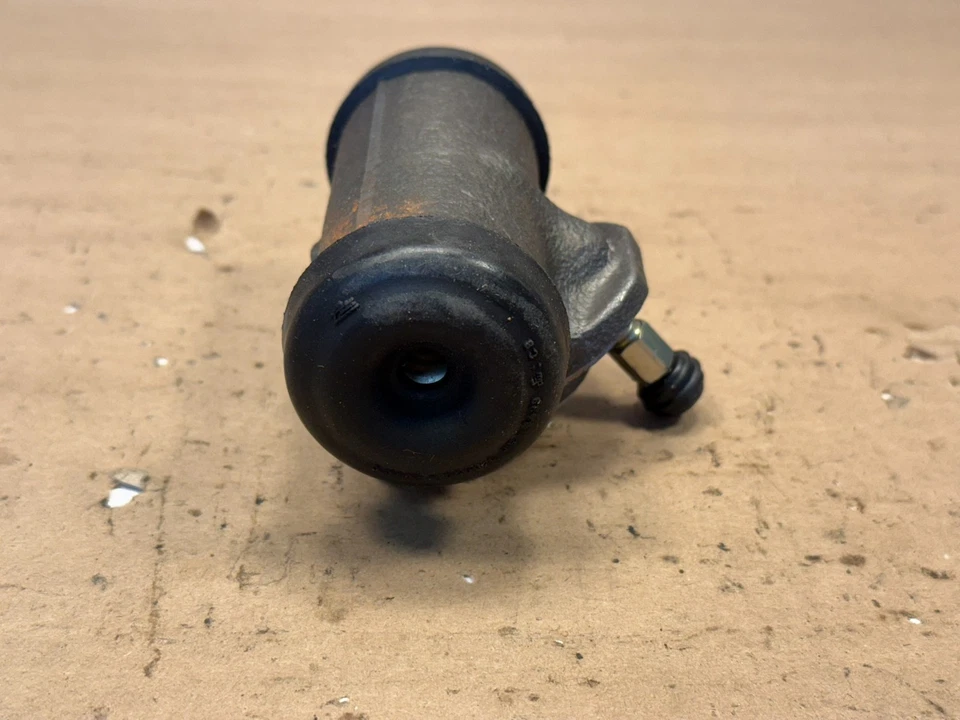 Cilindro de freno de rueda Mercedes NSU Prinz 600/ berlina 1200 ATE Foto 2 de 4