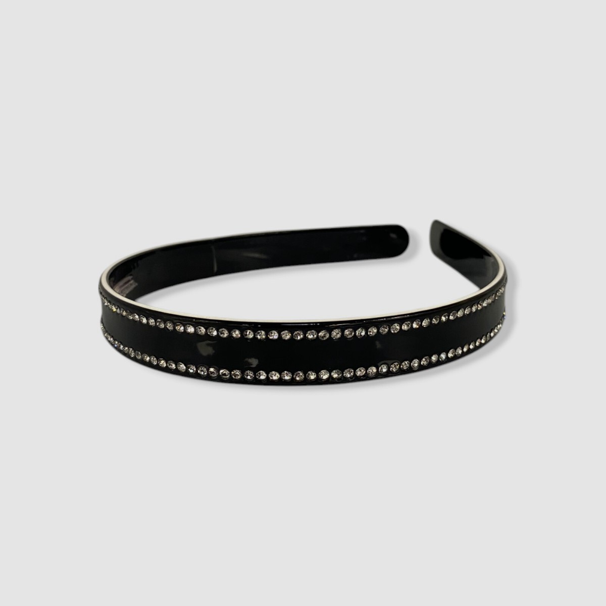 Lele Sadoughi Crystal-Embellished Round Sunglasses in Black PERFECT CONDITION Lele Sadoughi - Cat-Eye Sunglasses - Jet – Sunni Spencer  main image 3