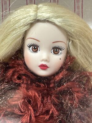 Cissy Madame Alexander Doll Coquette Vintage A New Beginning Love Is In The Air