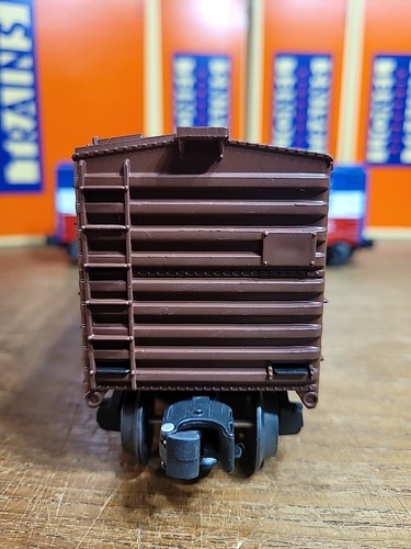 Lionel 6464 Boxcar Series # 4 - Picture 9 of 22