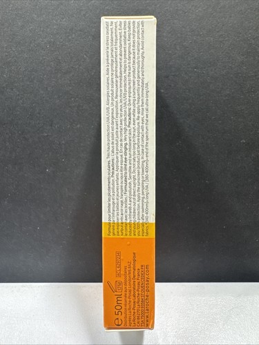 La Roche-Posay Anthelios UVMUNE 400 Invisible Fluid SPF50+ 1.7fl oz Exp.08/2027+ - Picture 7 of 9