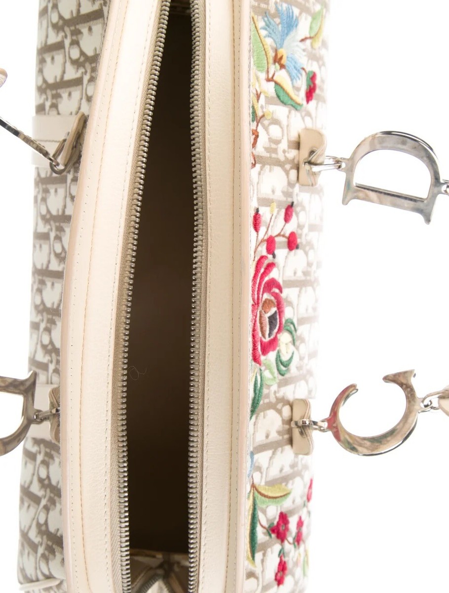 【美品】Chistian Dior  vintage handbag Dior Vintage Crystal Python Trimmed Satin Gambler Bag