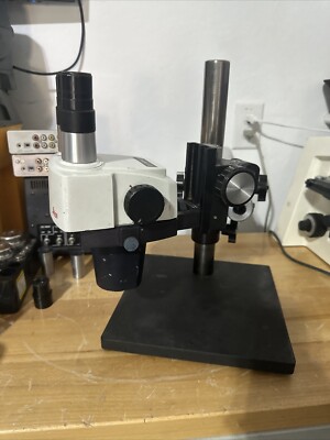 Leica StereoZoom 6-ST Laboratory Zoom Microscope w Industrial Stand