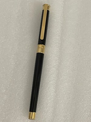 Montblanc Nobelsse Oblige Fountain Pen 18K Gold Nib Black Lacquer with Gold Trim
