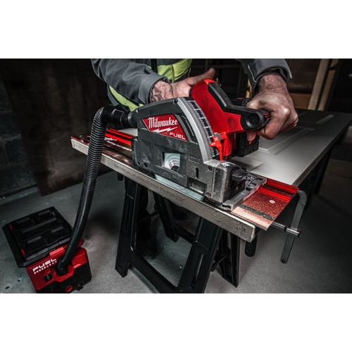 Milwaukee M18FPS55 18v 55mm Plunge Saw, 2 x 5.5ah Batts, Charger and Guide Rail - Picture 4 of 4