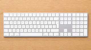 Apple Magic Keyboard UK QWERTY with Numeric Keypad White/Silver Magic Mouse