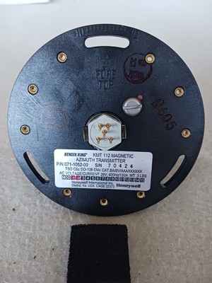 Bendix/King KMT 112 Magnetic Azimuth Transmitter 071-1052-00 Mods 1, 2 w/ Plug