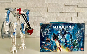 Bionicle Toa Mahri Set of 6 : 8910 - 8915 w/Manuals .  Complete   .