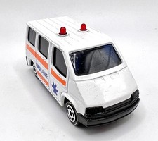 MINT MAJORETTE Sonic Flashers European Style Ambulance Van Vintage