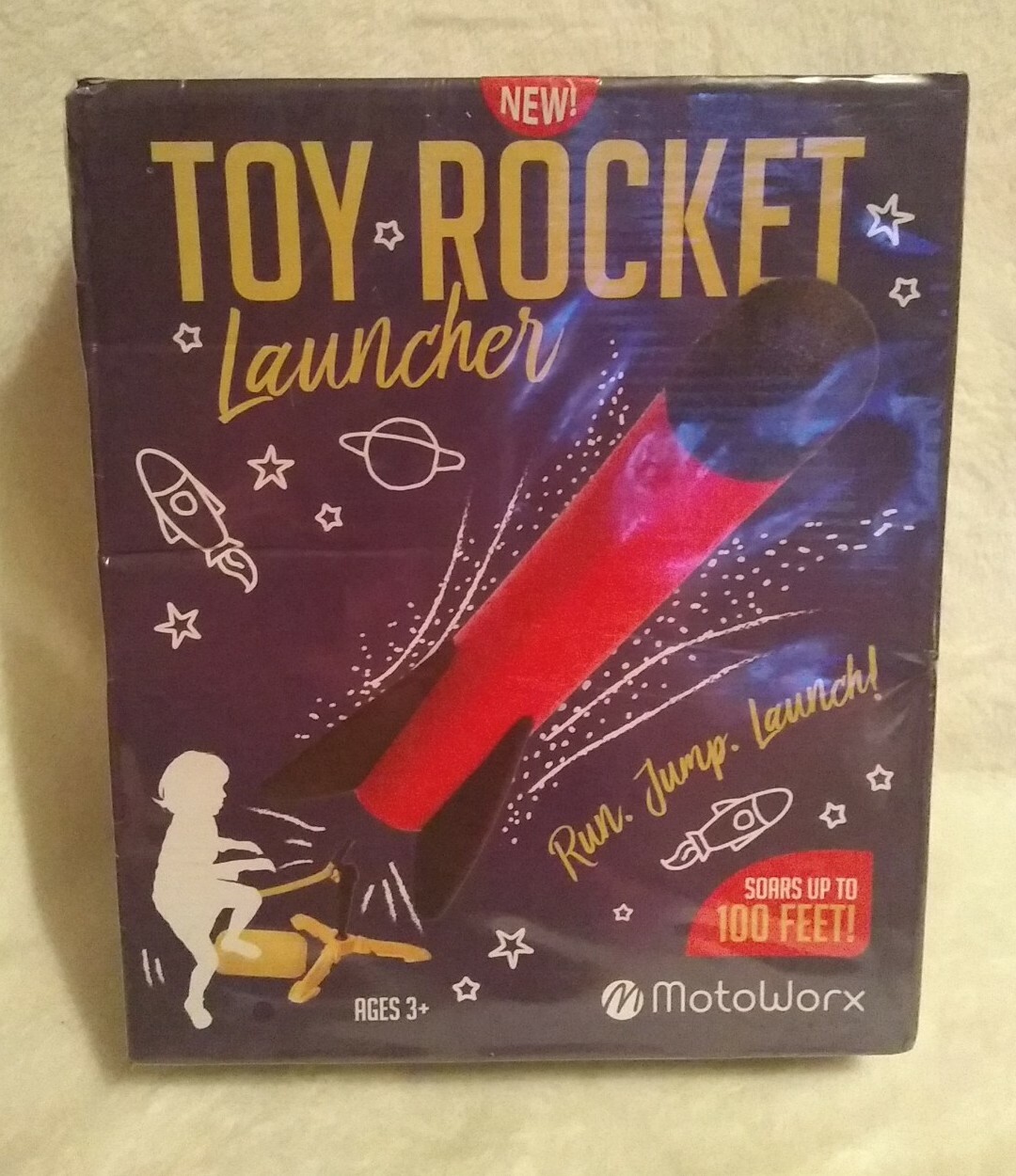MotoWorx Toy Rocket Launcher with 8 Foam Rockets Soars up to 100 Ft