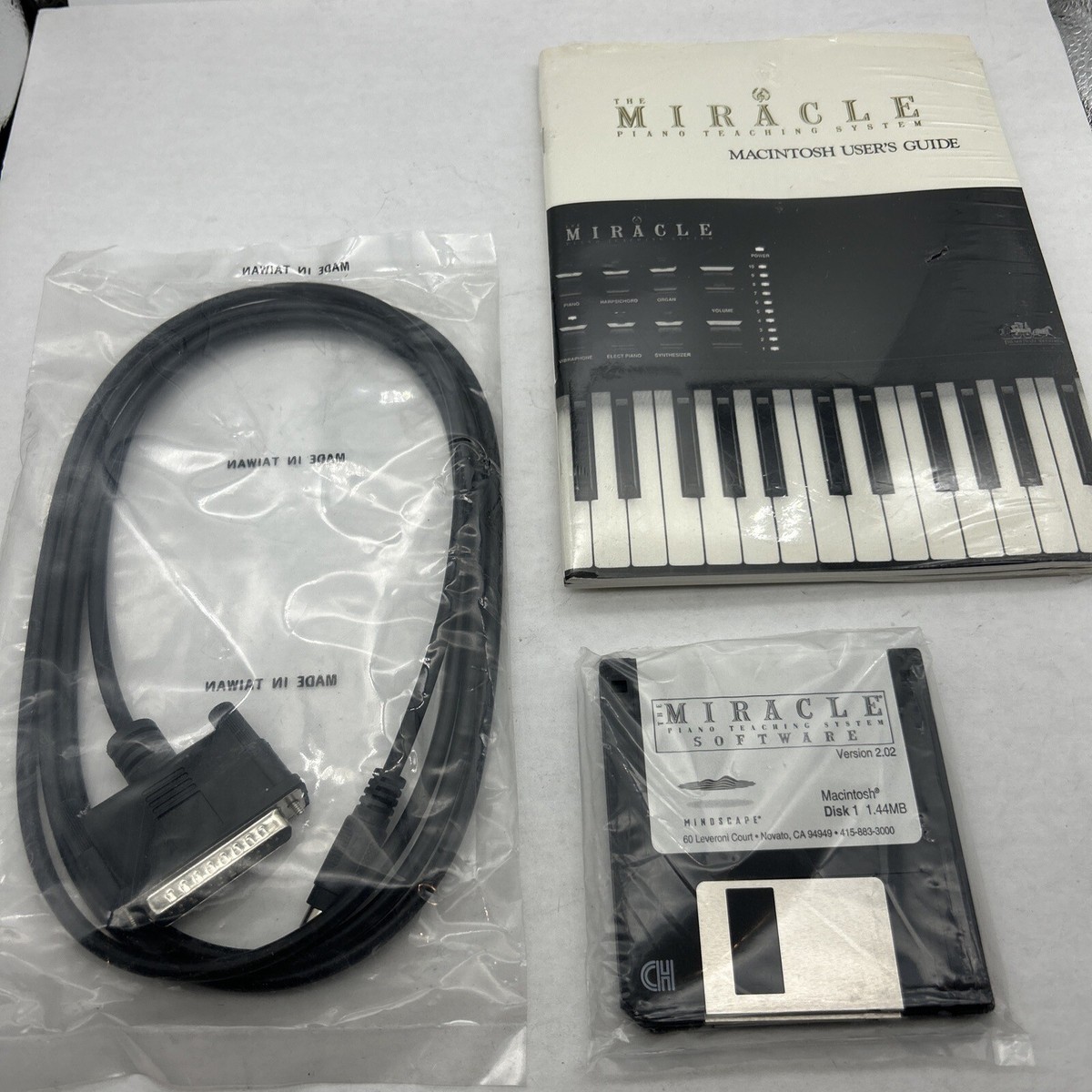 NEW Macintosh Miracle Piano Software Midi Cable set / Manual
