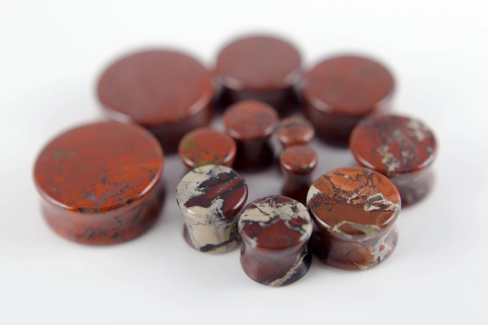 Par de tapones de piedra orgánica de jaspe amapola roja doble acampanado - 2 g a 1" -10 tamaños Foto 2 de 4
