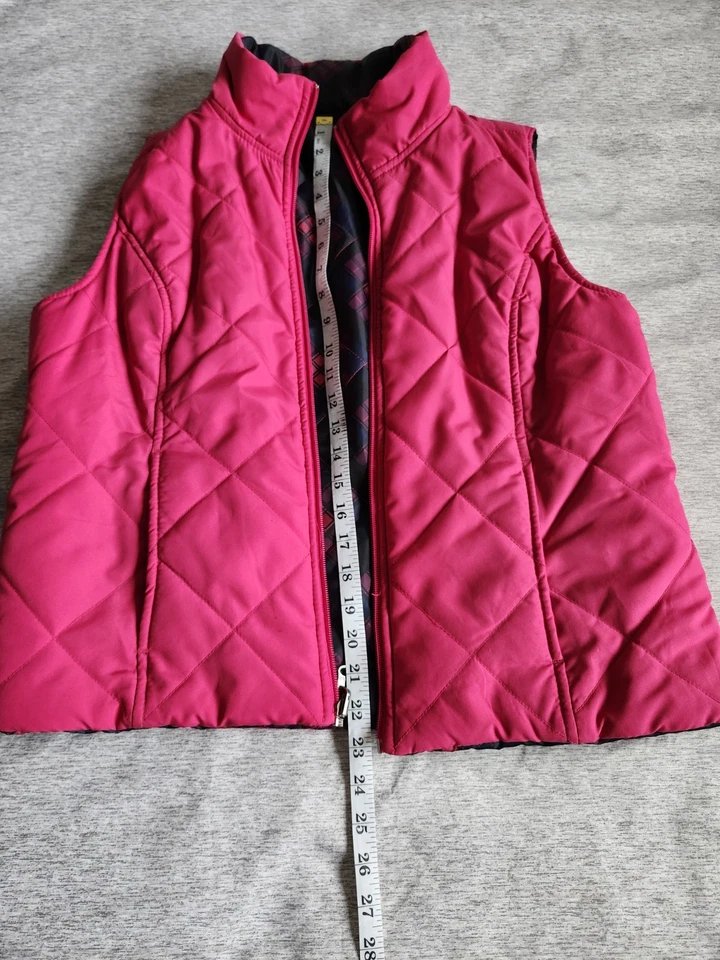 SJB Active women's reversible puffer vest featuring a pink & black plaid. Large - Image 4 of 4