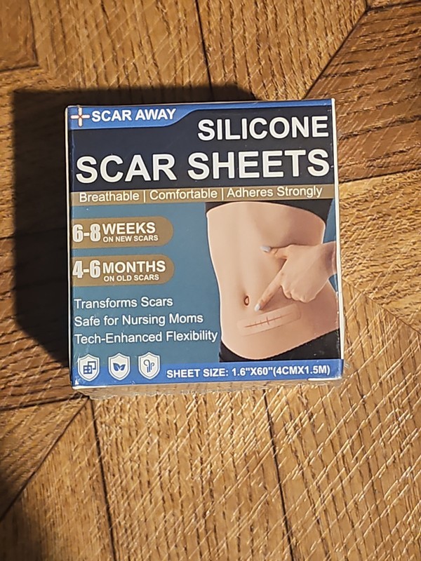 Scar Away. Silicone Scar Sheets. Sheet Size 4cm x 1.5m).Exp.10/27/2028. New
