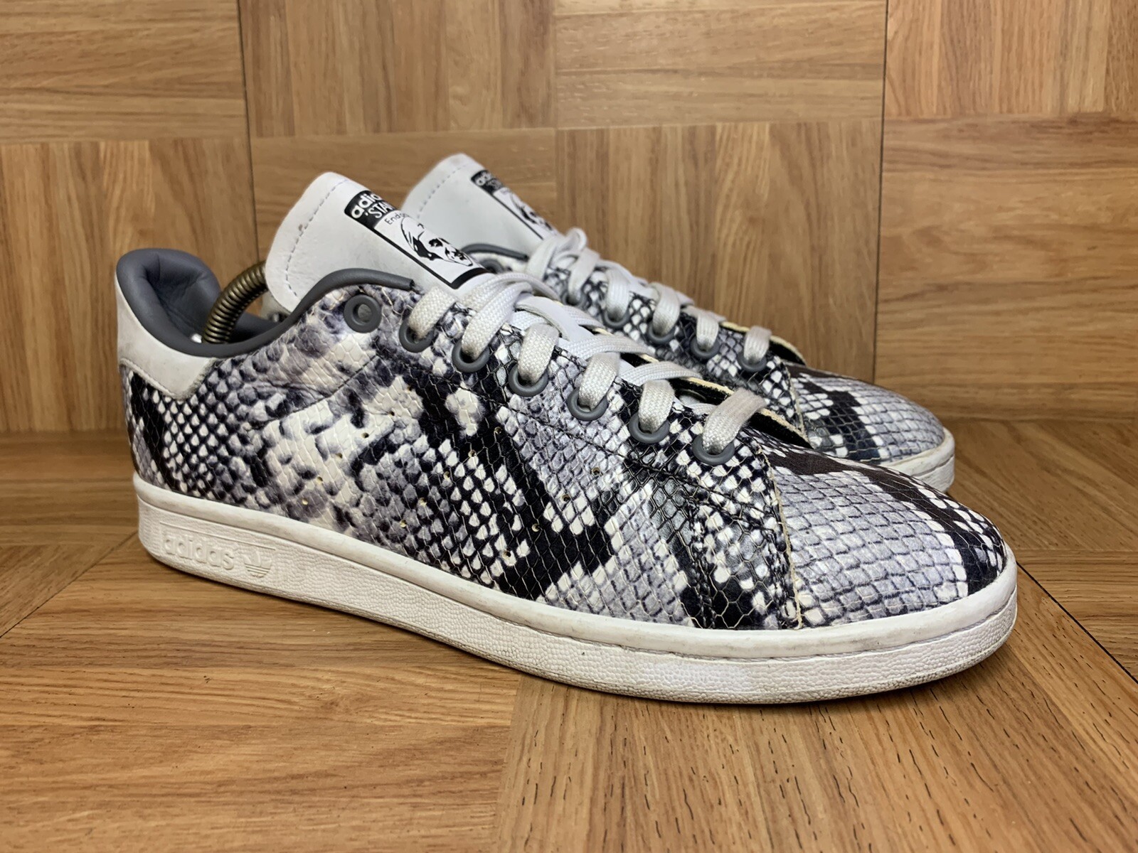 RARE🔥 Adidas Snakeskin Python Crystal Gray Sz 8 … - image 1