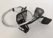 Wabco Hydraulic Clutch Pedal w/ Slave Cylinde...
