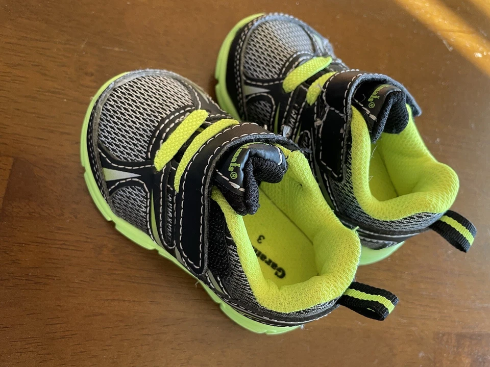 Zapato para niños pequeños Garanimals talla 3  Foto 3 de 4