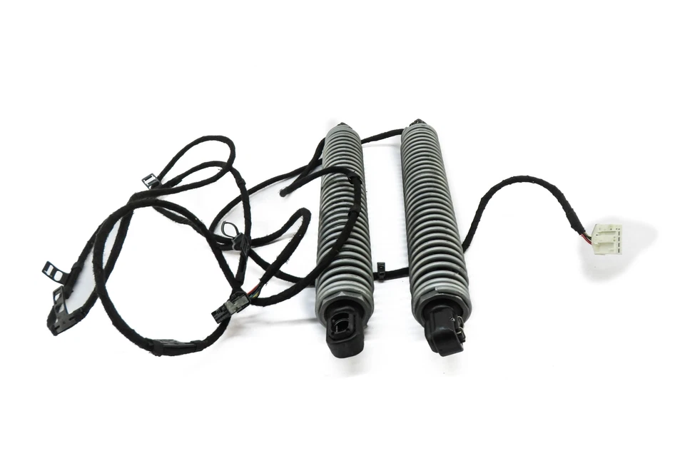 CONJUNTO DE APOIO DE SUSPENSÃO TRASEIRO ESQUERDO E DIREITO 2013 BMW M5 ///M (F10) - 2 (ELÉTRICO) - Imagem 2 de 4