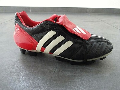 adidas predator mania original