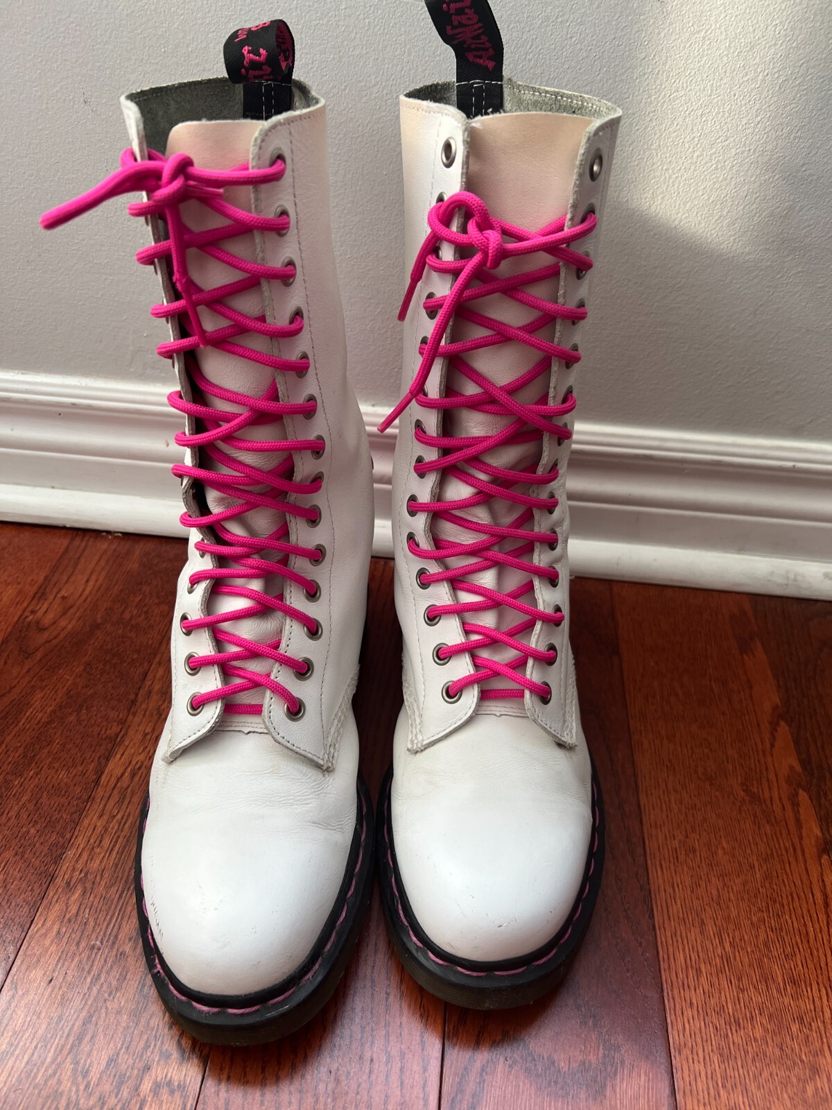 RARE Dr. Martens Guitar Rocker 14 Eye White Pink Rock Boots US Sz 9
