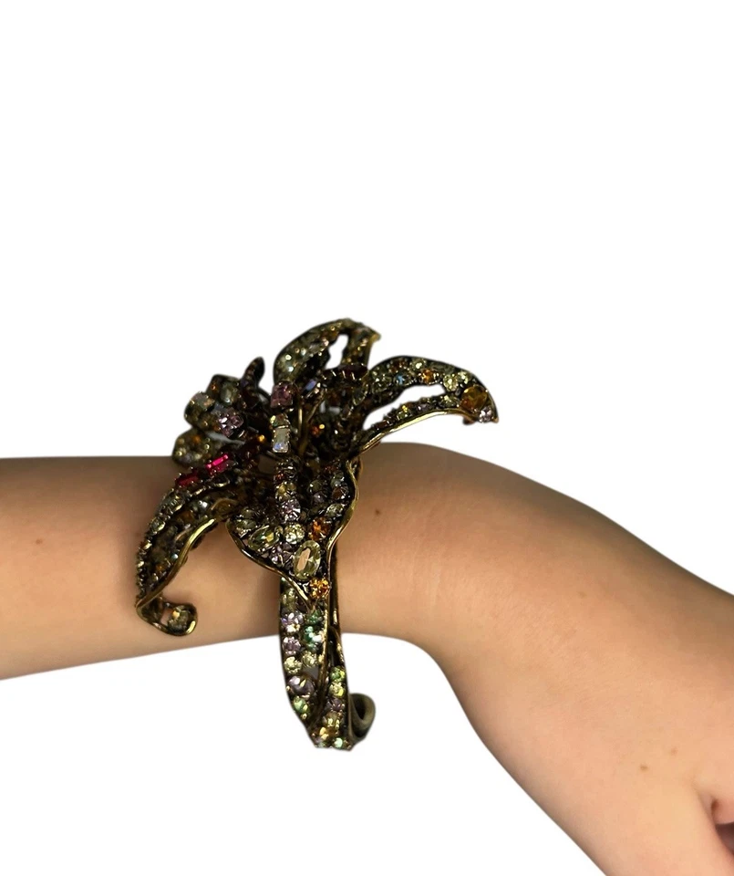 Brazalete Vintage Iradj Moini Cristal Dimensional Flor Lirio Estrás Foto 4 de 4