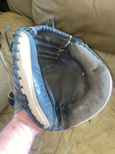 Mizuno GXC  , Single Break, Catchers Mitt for Right Handed Throwing Player