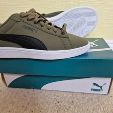 Image of Brandnew "PRICED TO SELL" boxed Puma Nubuck Green Trainers Size 9