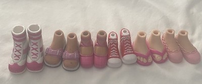 Bratz Puppenschuhe Konvolut rosa Turnschuhe Heels Stiefel Sandalen Konvolut 6 Paar