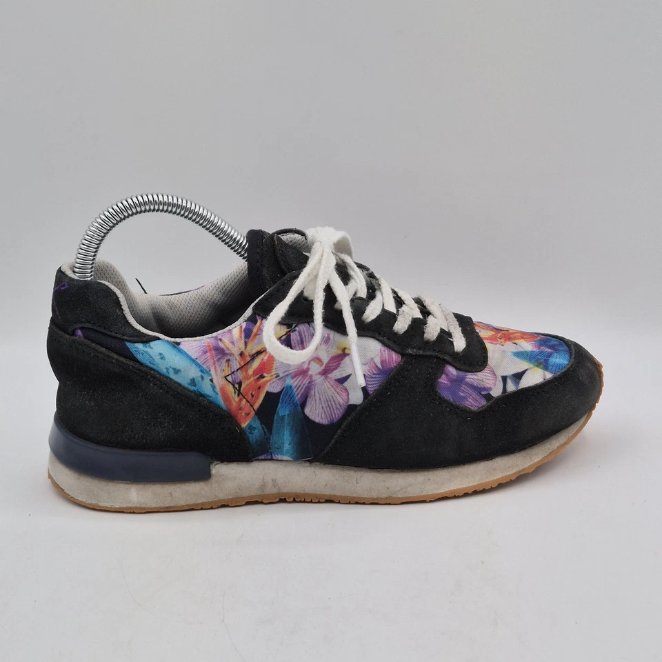 Zapatos para correr Inkkas para mujer talla 7 negros gamuza estampado floral con cordones Foto 4 de 4