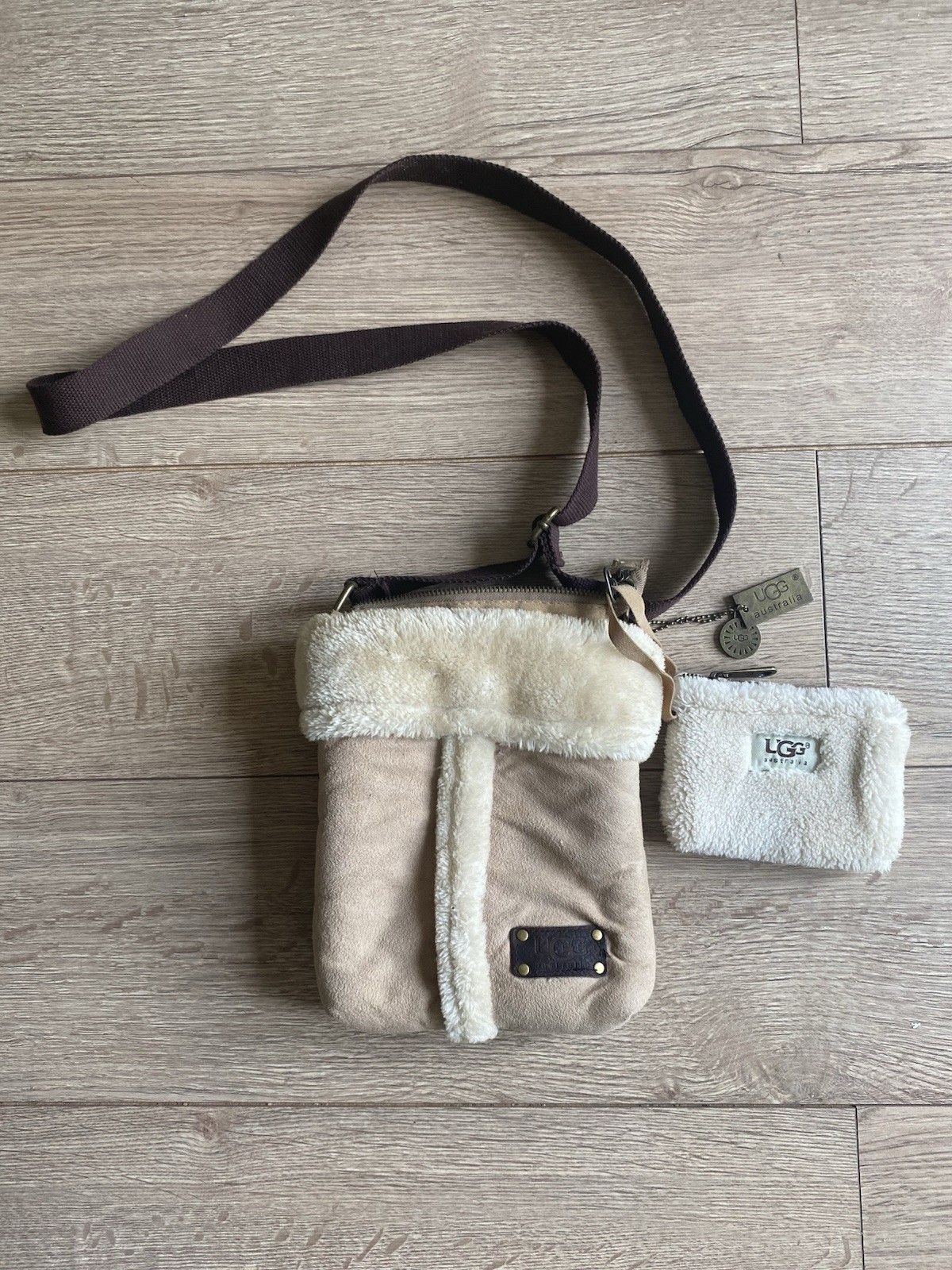 Ugg Australia Women's Set of Beige Sheep Skin Coin Purse and Crossbody Bag