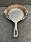 Griswold #5 Cast Iron Skillet 724 L, Erie Slant Logo w/ Heat Ring