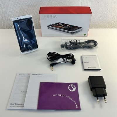 Sony Ericsson Xperia Arc S LT18i Smartphone (Neu, unbenutzt und ohne Simlock)
