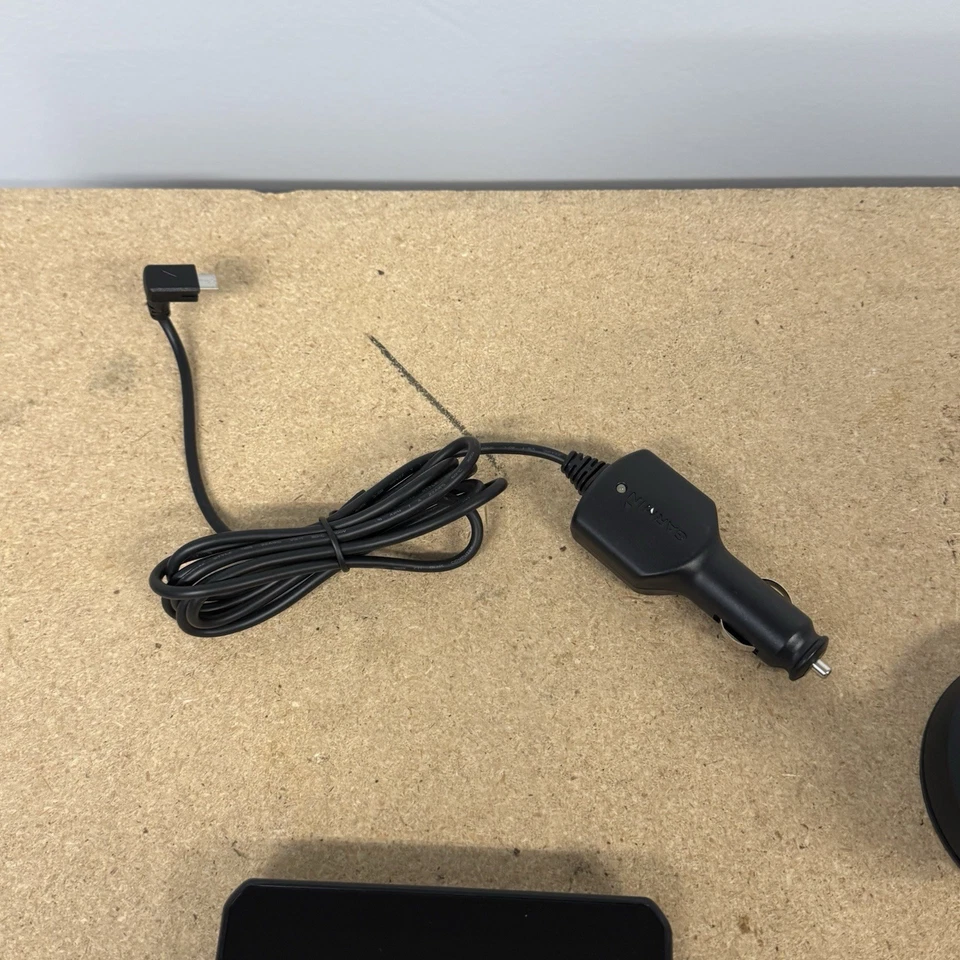 Garmin RV 890 MT-S 8 inch GPS Navigator for RVs and Campers  - Image 2 of 4