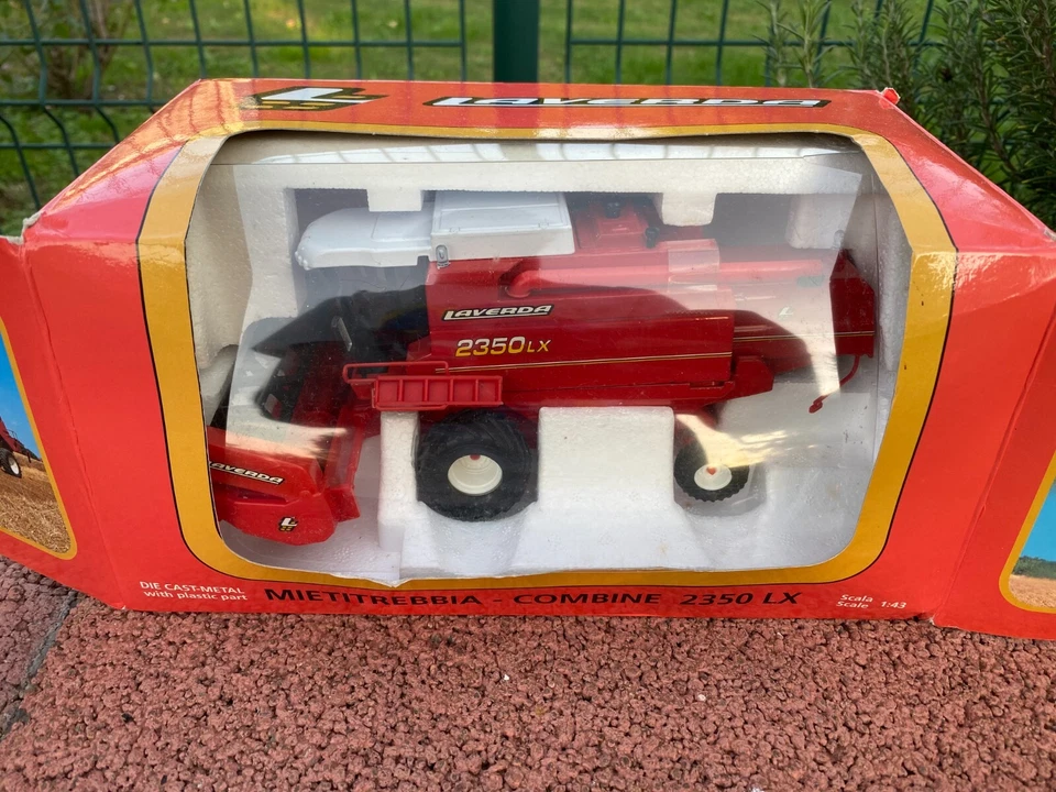 LAVERDA MIETITREBBIA COMBINE 2350 LX DIE CAST-METAL SCALE 1:43 MADE IN ITALY - Immagine 2 di 4
