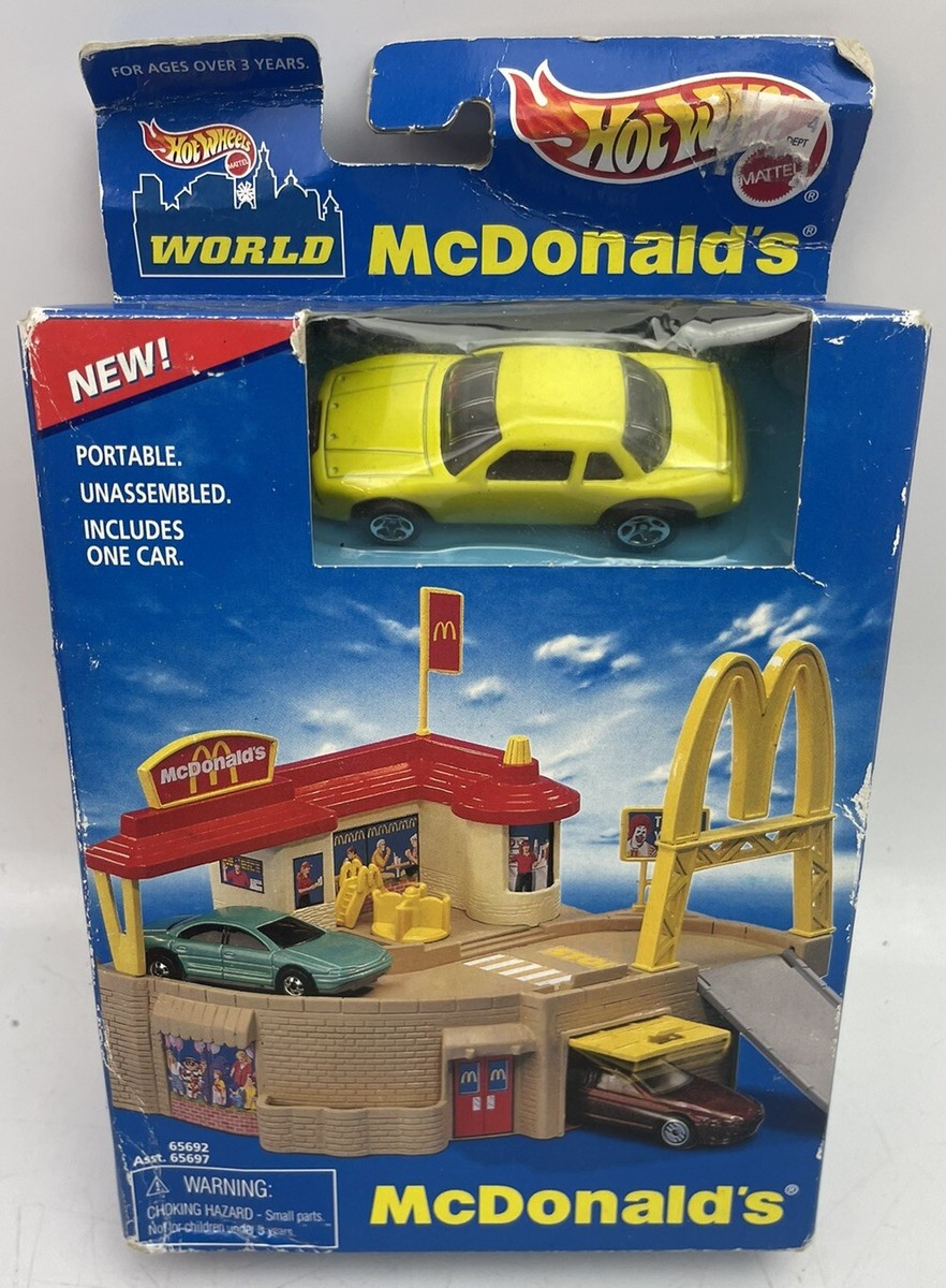 NEW Vintage 1996 Hot Wheels World McDonald's Playset with